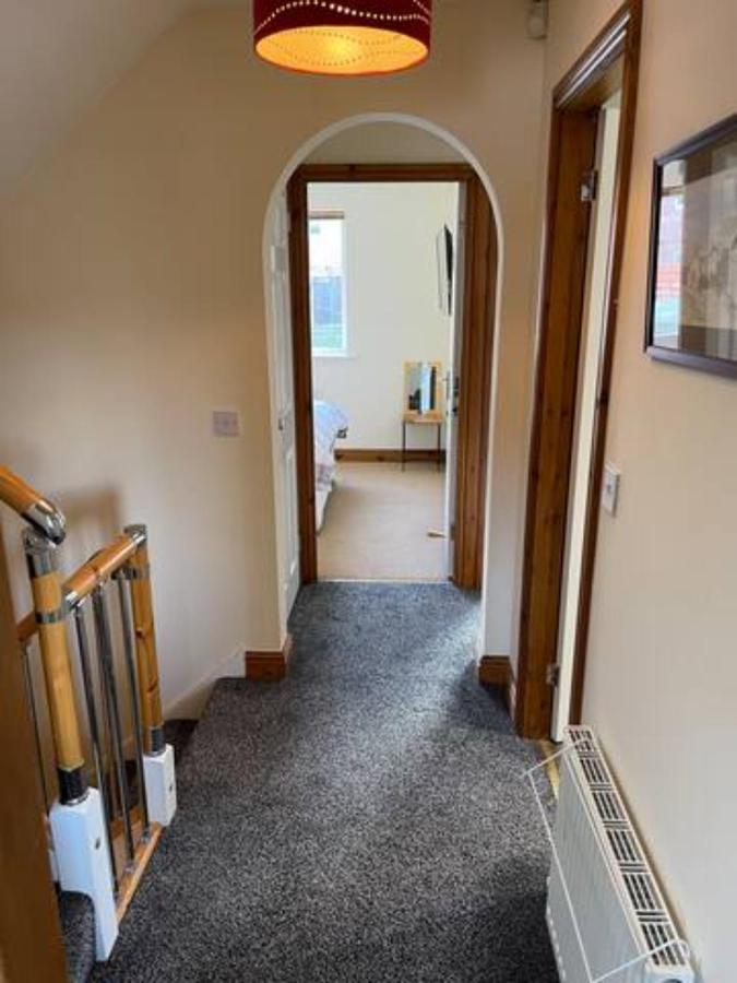 Holbeck Garden Villa Barrow-in-Furness Εξωτερικό φωτογραφία